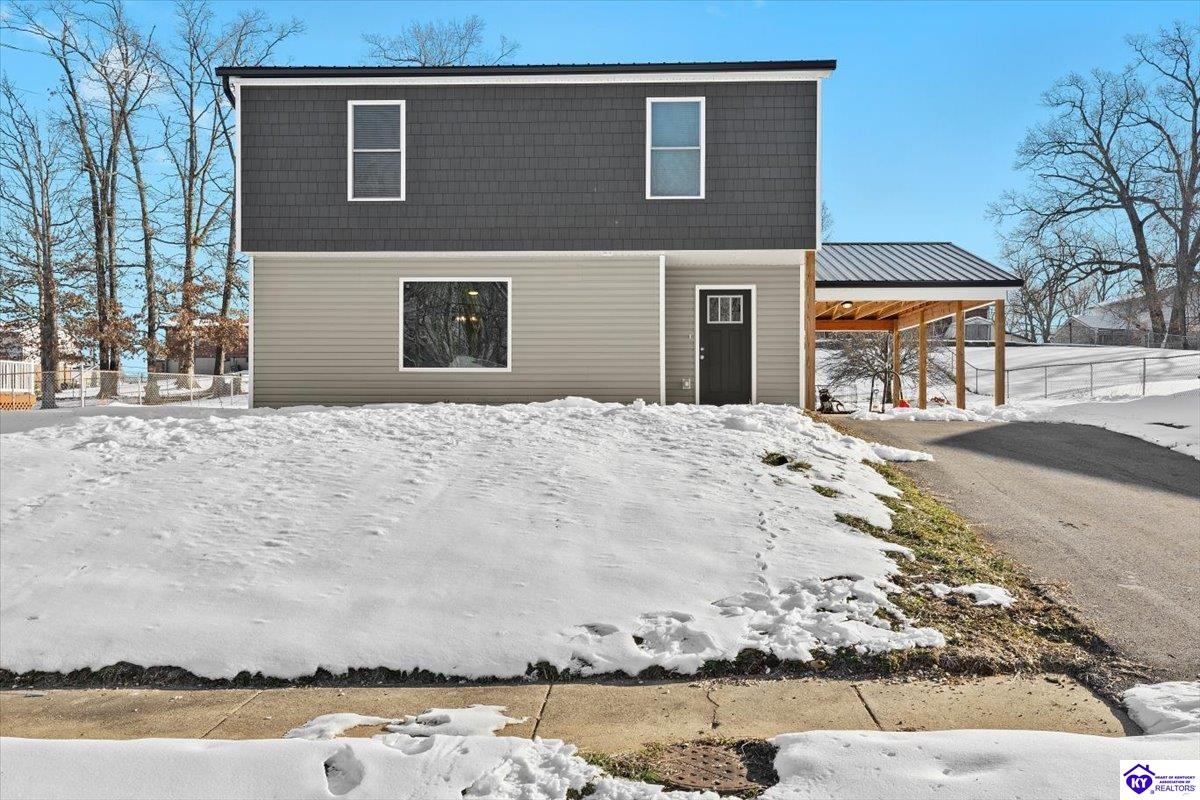 173 kentucky circle Radcliff, KY 40160