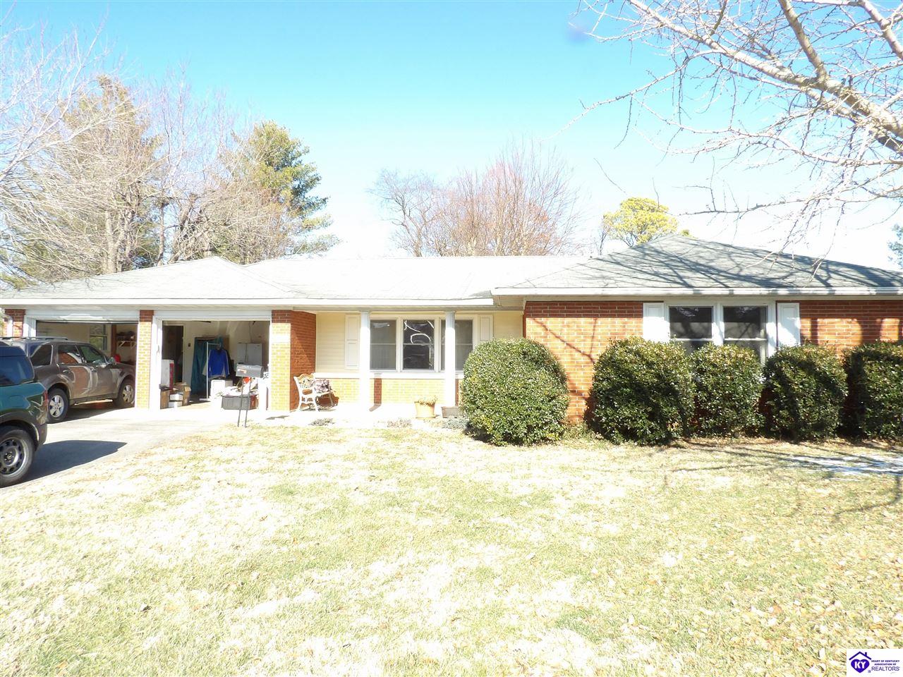 404 Robin RoadHorse Cave, KY 42749