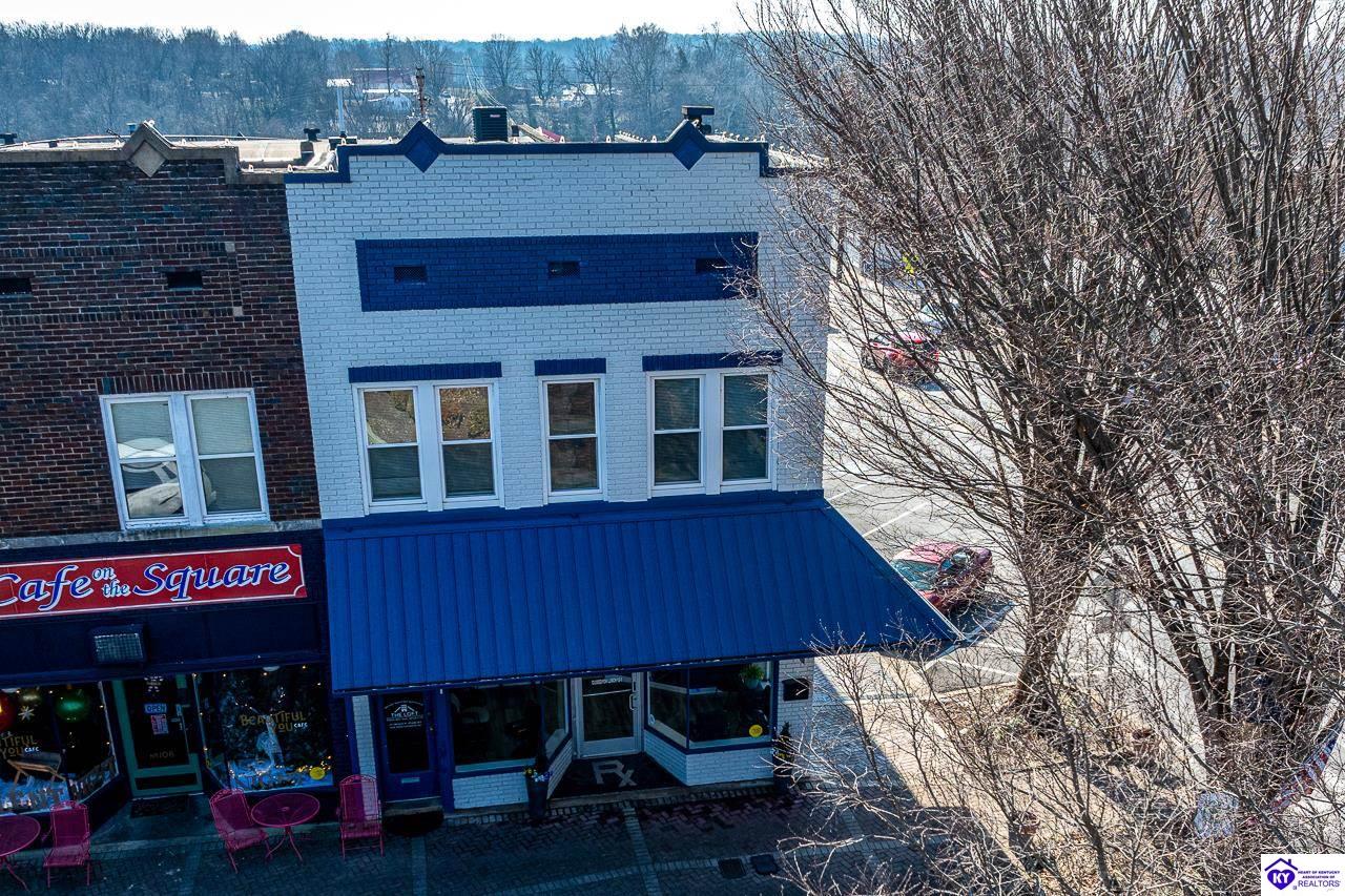 Listing Picture 106 E Public Square Scottsville, KY 42164 MLS HK25000244