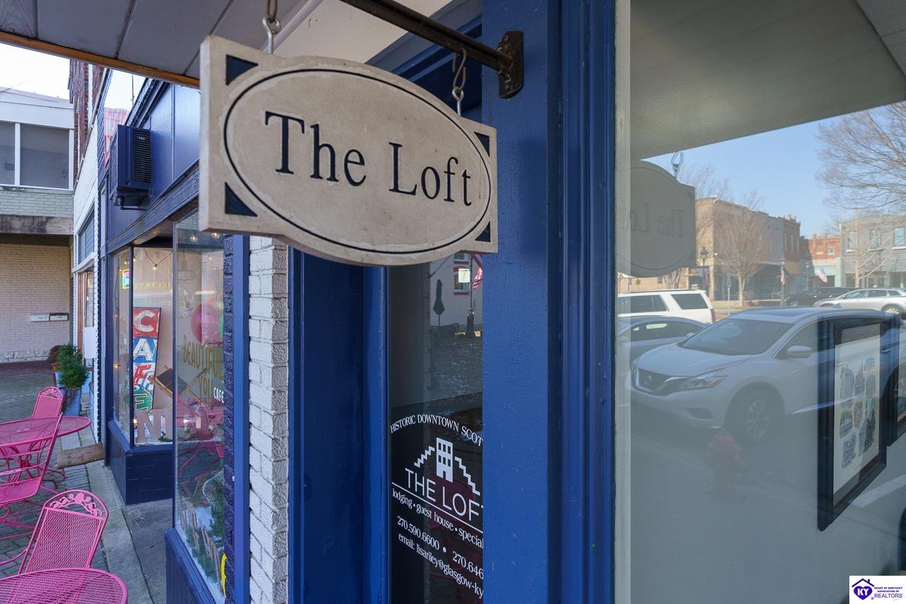 Listing Picture 106 E Public Square Scottsville, KY 42164 MLS HK25000244