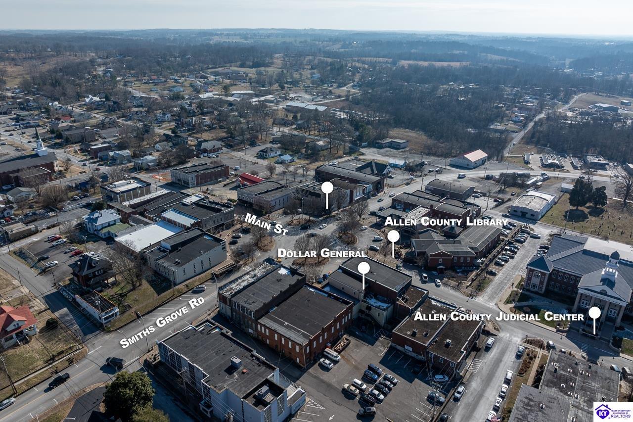 Listing Picture 106 E Public Square Scottsville, KY 42164 MLS HK25000244