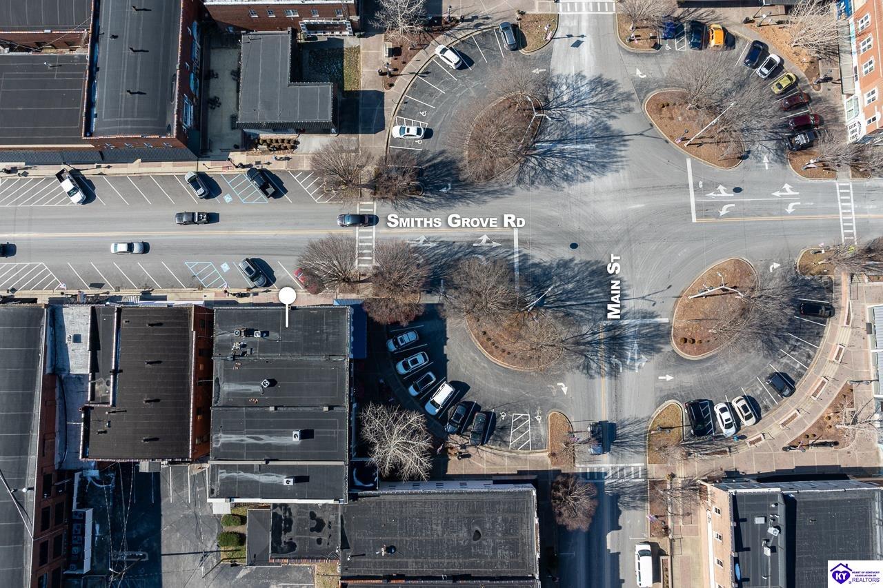 Listing Picture 106 E Public Square Scottsville, KY 42164 MLS HK25000244