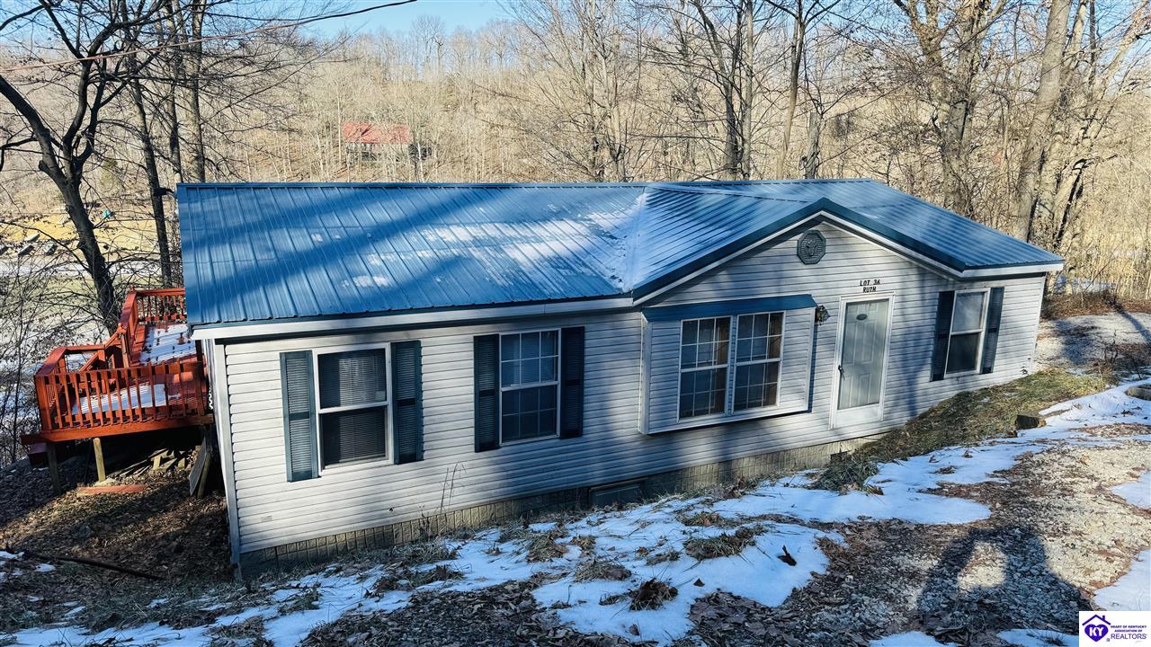 672 fentress hideout Westview, KY 40178