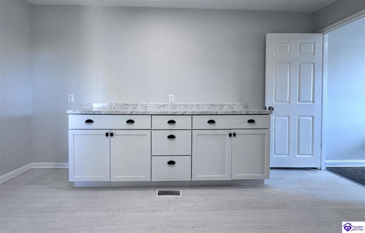 Listing Picture 815 Davis Road Campbellsville, KY 42718 MLS HK25000263