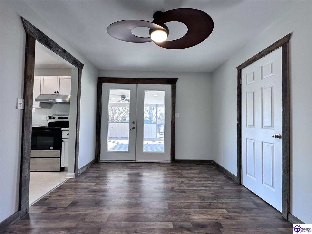 Listing Picture 815 Davis Road Campbellsville, KY 42718 MLS HK25000263