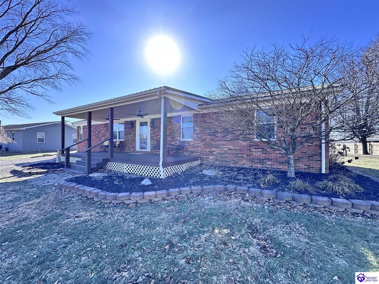 Listing Picture 815 Davis Road Campbellsville, KY 42718 MLS HK25000263