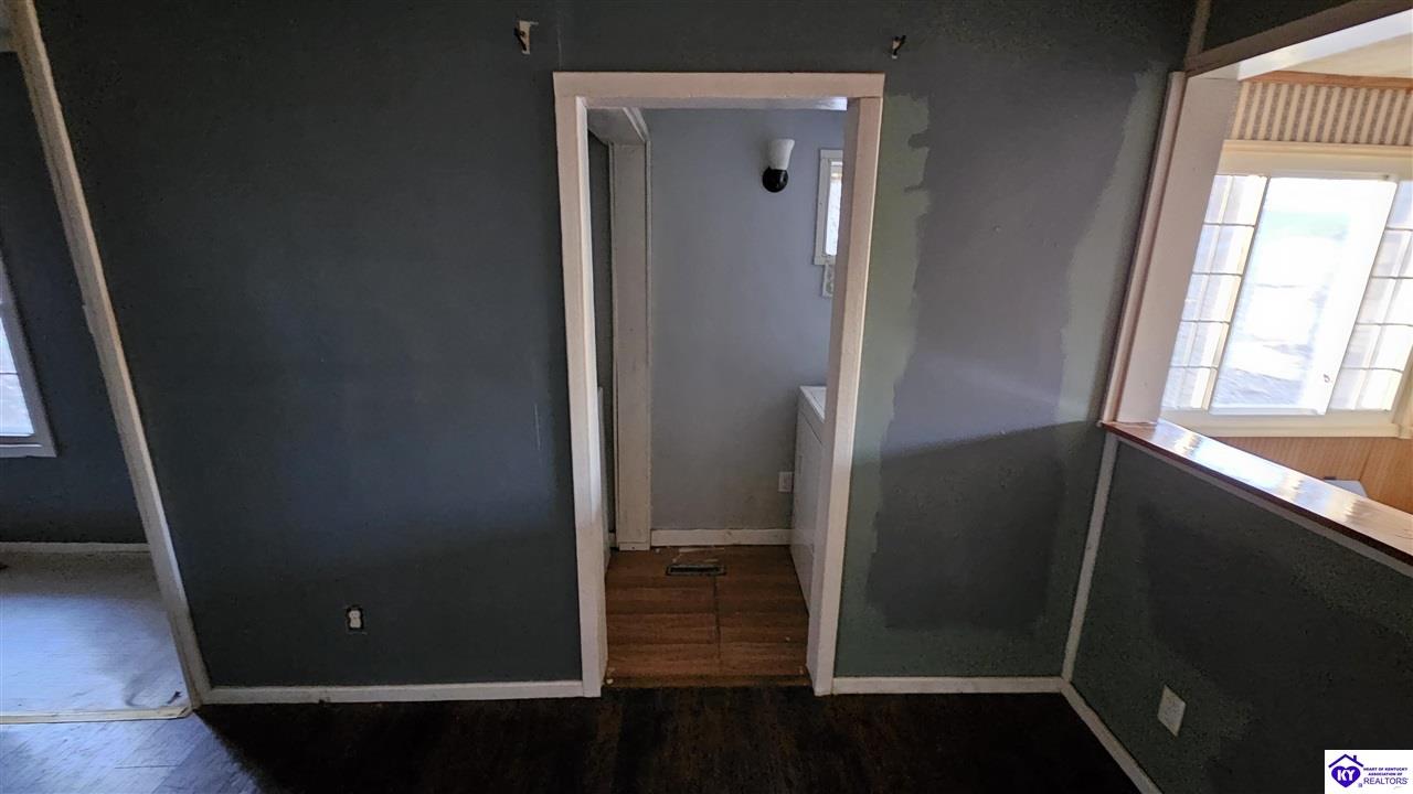 Listing Picture 206 S Boundary Road Elizabethtown, KY 42701 MLS HK25000279