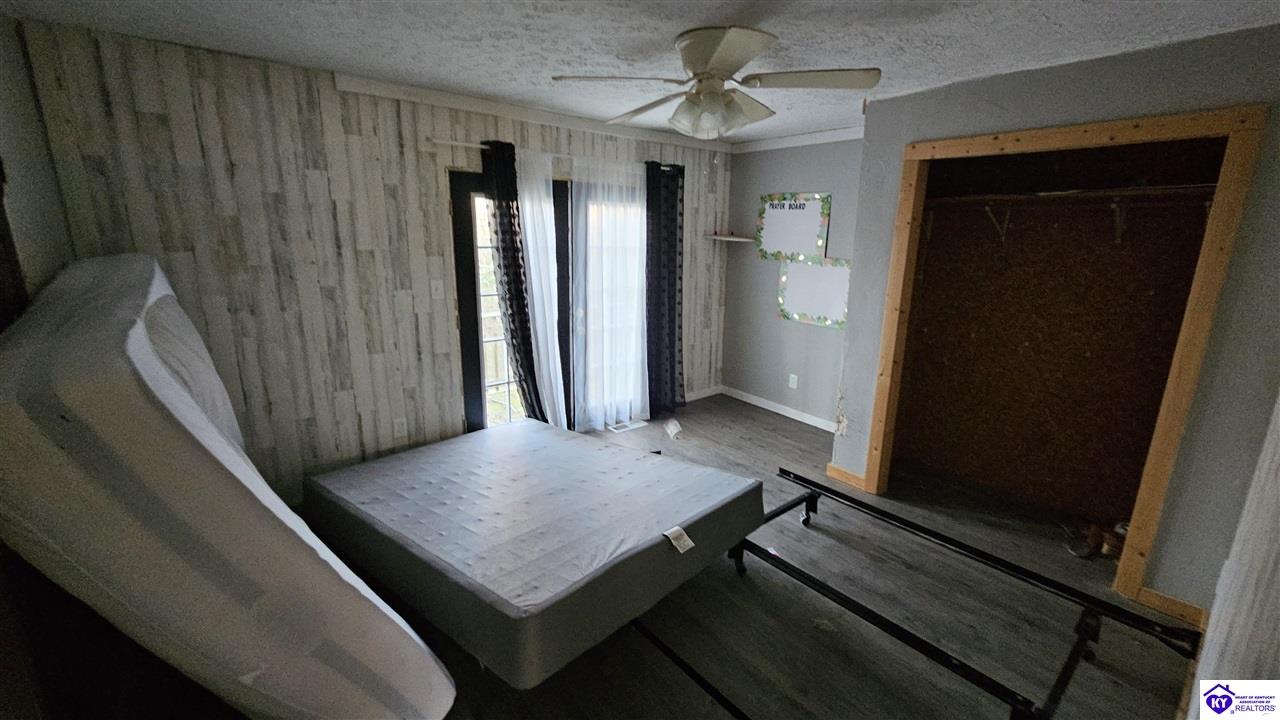 Listing Picture 206 S Boundary Road Elizabethtown, KY 42701 MLS HK25000279