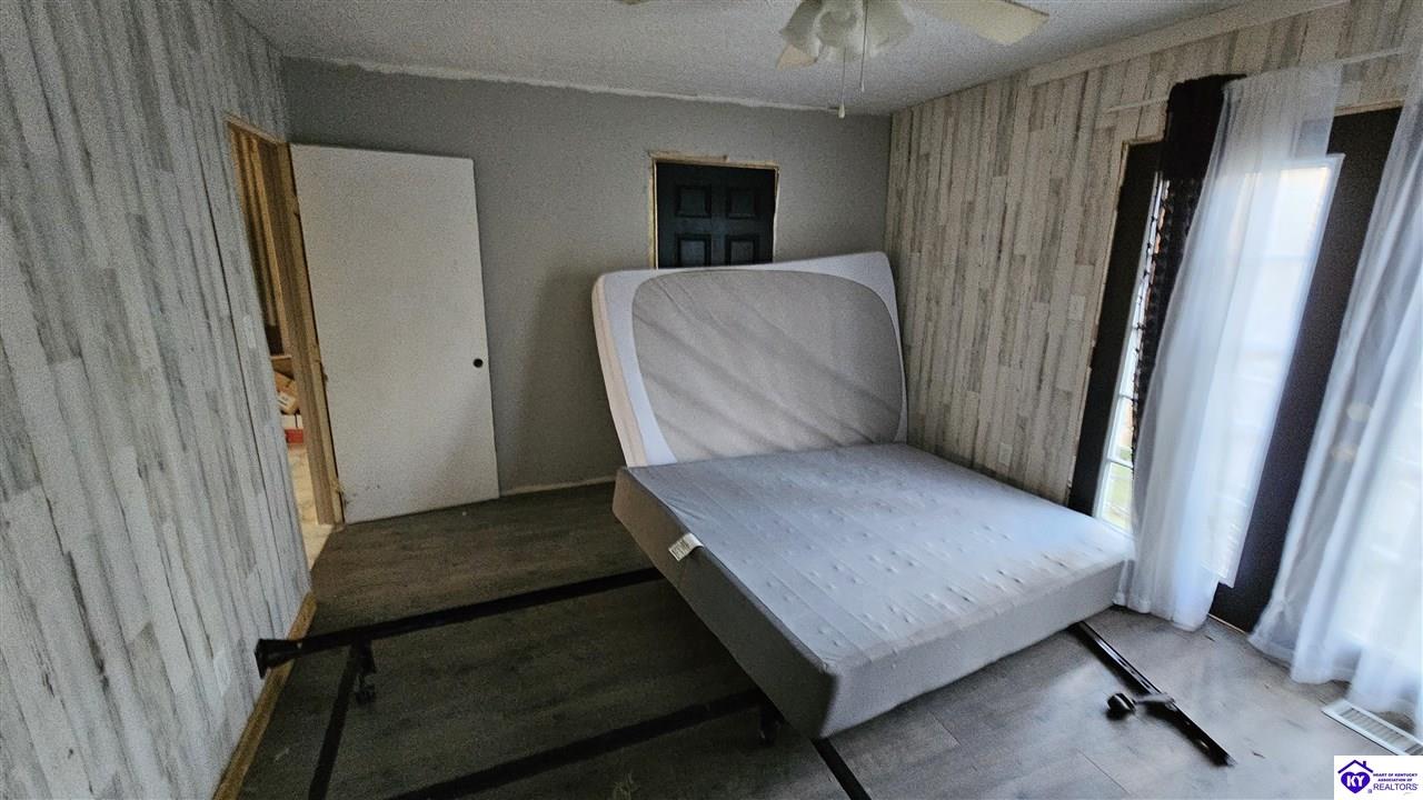 Listing Picture 206 S Boundary Road Elizabethtown, KY 42701 MLS HK25000279