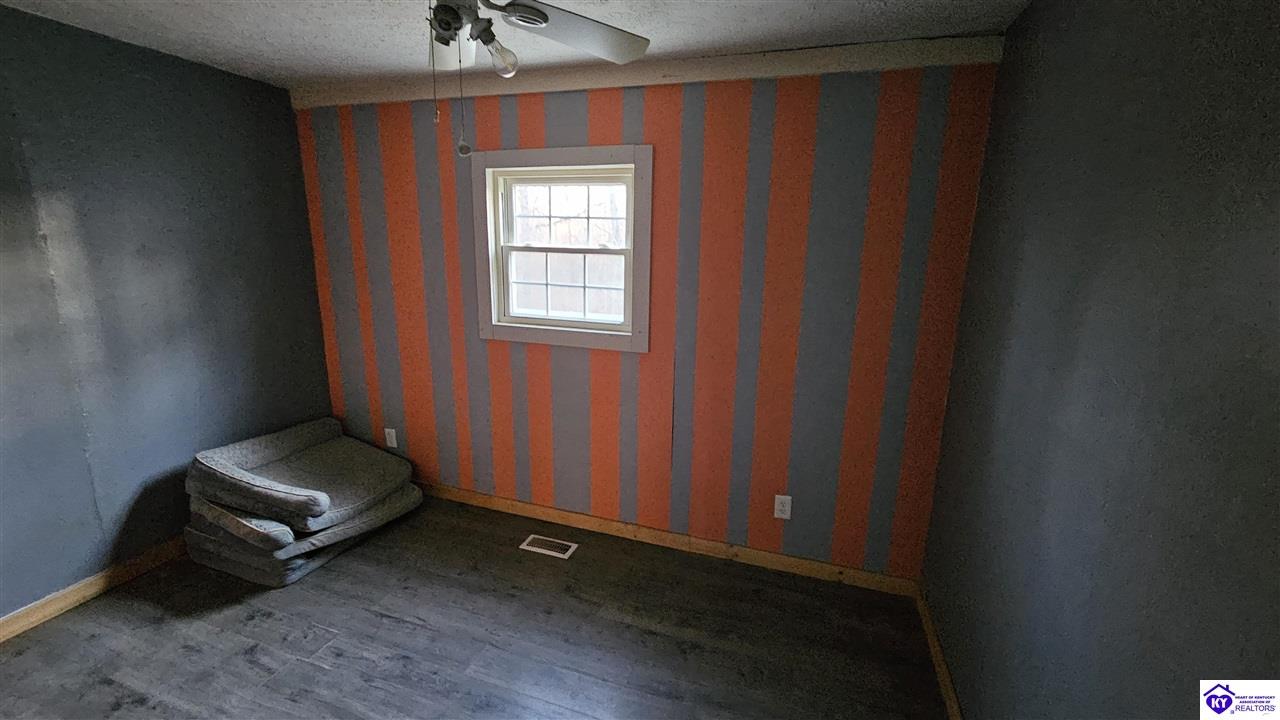 Listing Picture 206 S Boundary Road Elizabethtown, KY 42701 MLS HK25000279