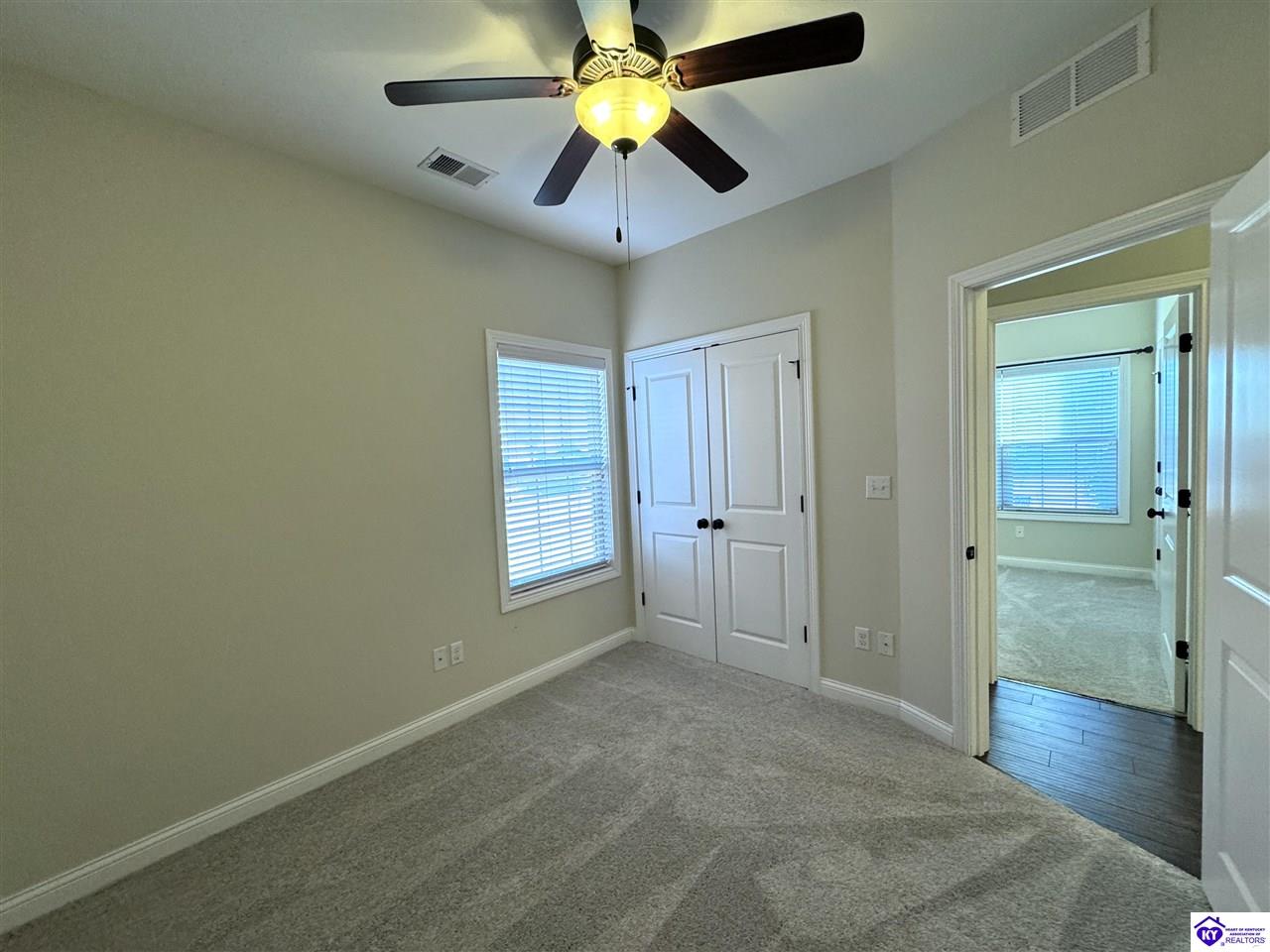 Listing Picture 904 Silk Tree Circle Elizabethtown, KY 42701 MLS HK25000300