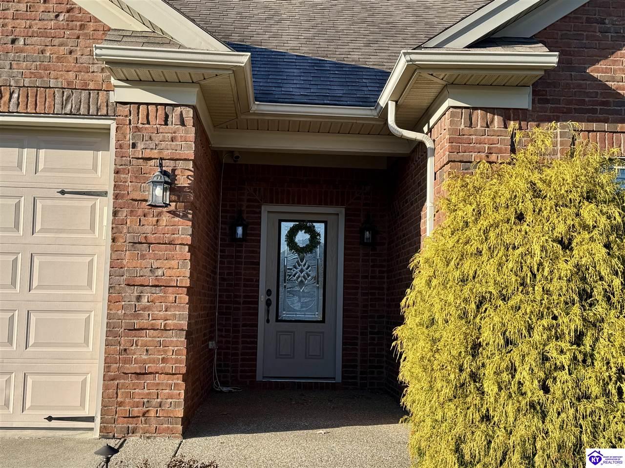 Listing Picture 904 Silk Tree Circle Elizabethtown, KY 42701 MLS HK25000300