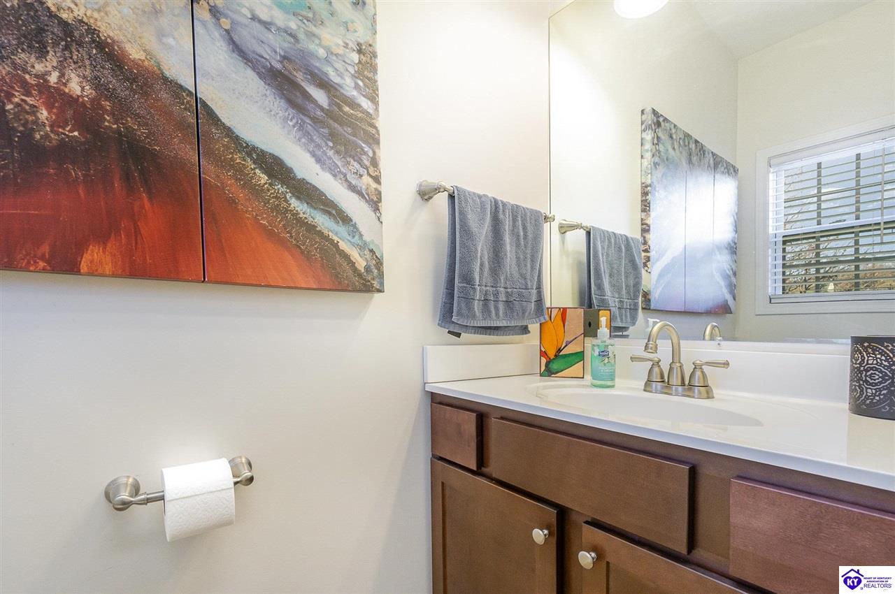 Listing Picture 108 Destin Circle Elizabethtown, KY 42701 MLS HK25000331