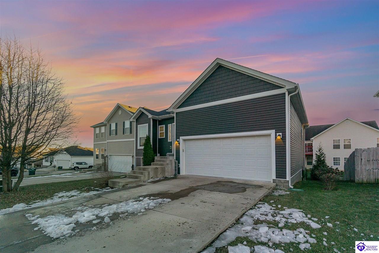 Listing Picture 108 Destin Circle Elizabethtown, KY 42701 MLS HK25000331