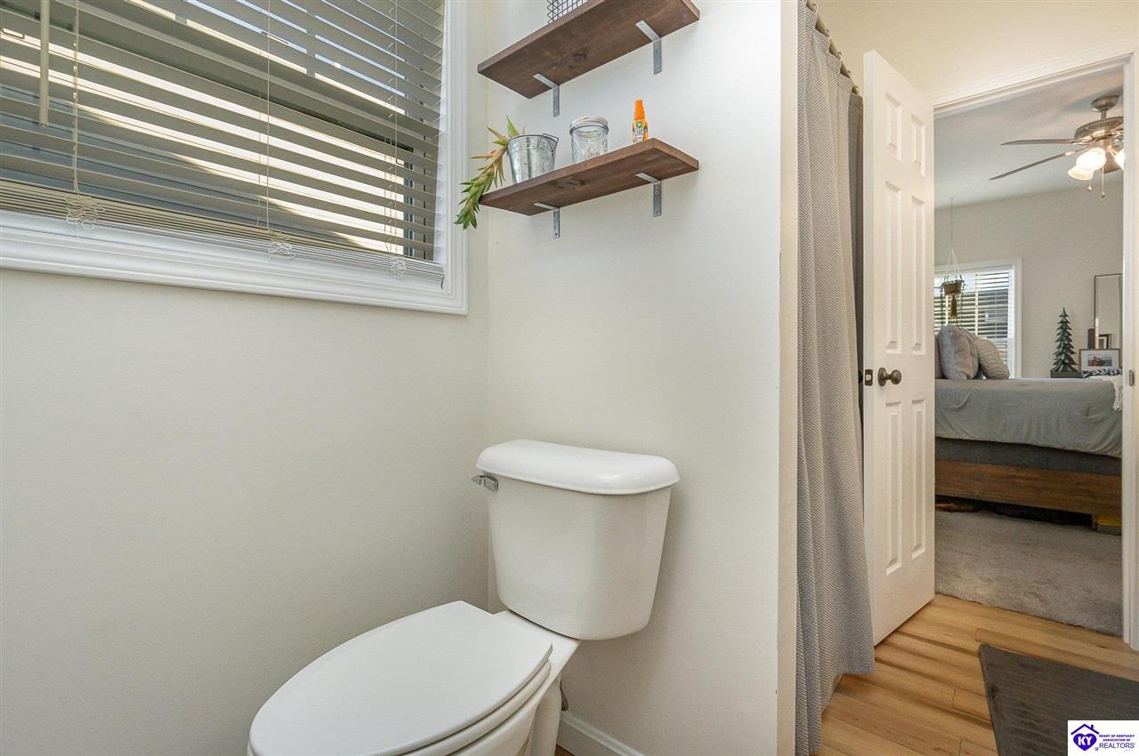 Listing Picture 108 Destin Circle Elizabethtown, KY 42701 MLS HK25000331