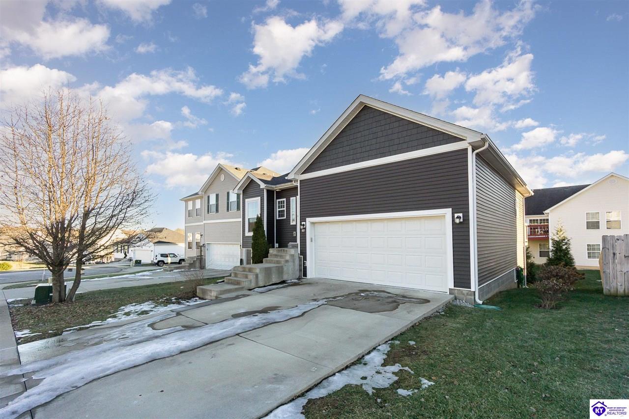 Listing Picture 108 Destin Circle Elizabethtown, KY 42701 MLS HK25000331