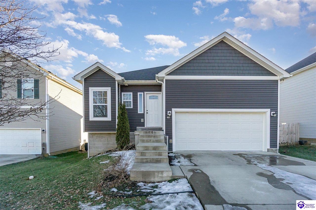 Listing Picture 108 Destin Circle Elizabethtown, KY 42701 MLS HK25000331