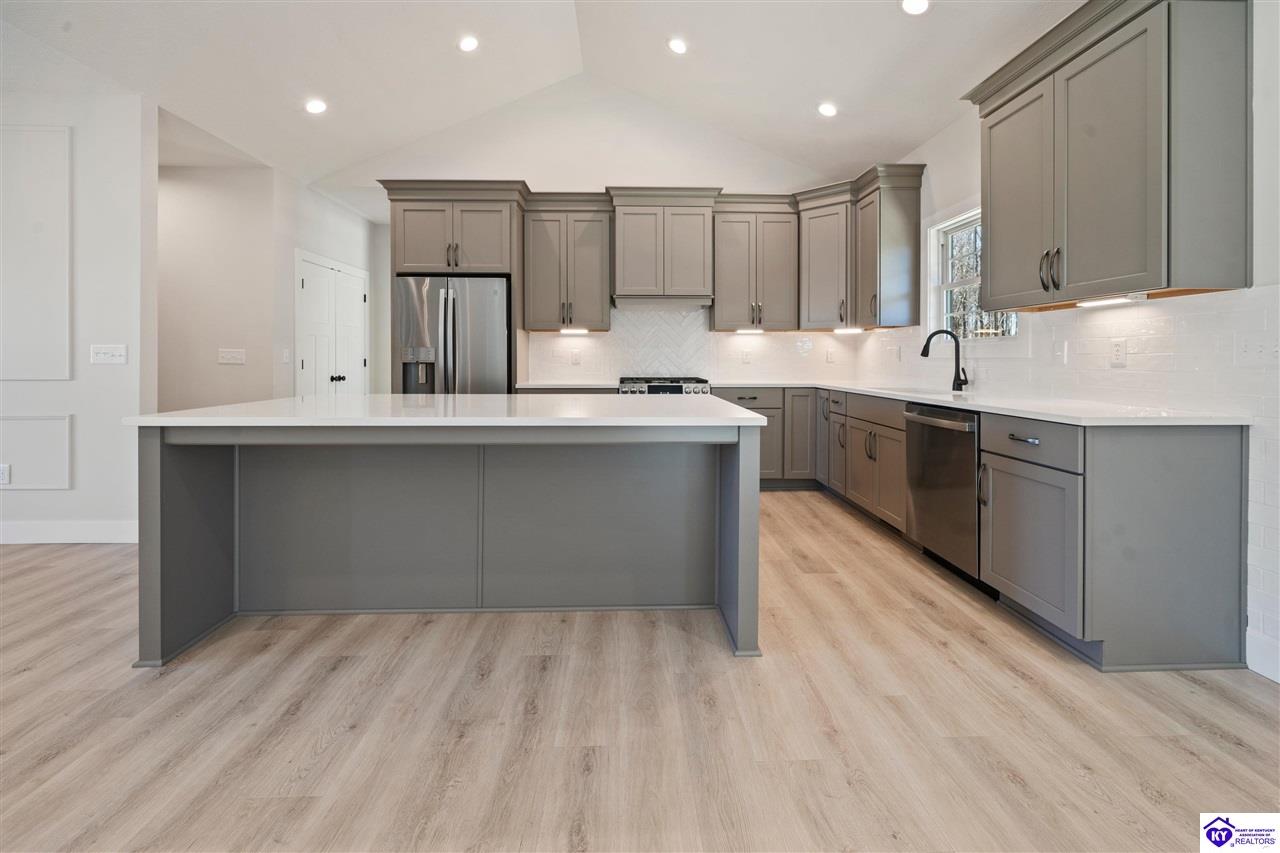 Listing Picture 125 Calumet Loop Elizabethtown, KY 42701 MLS HK25000333