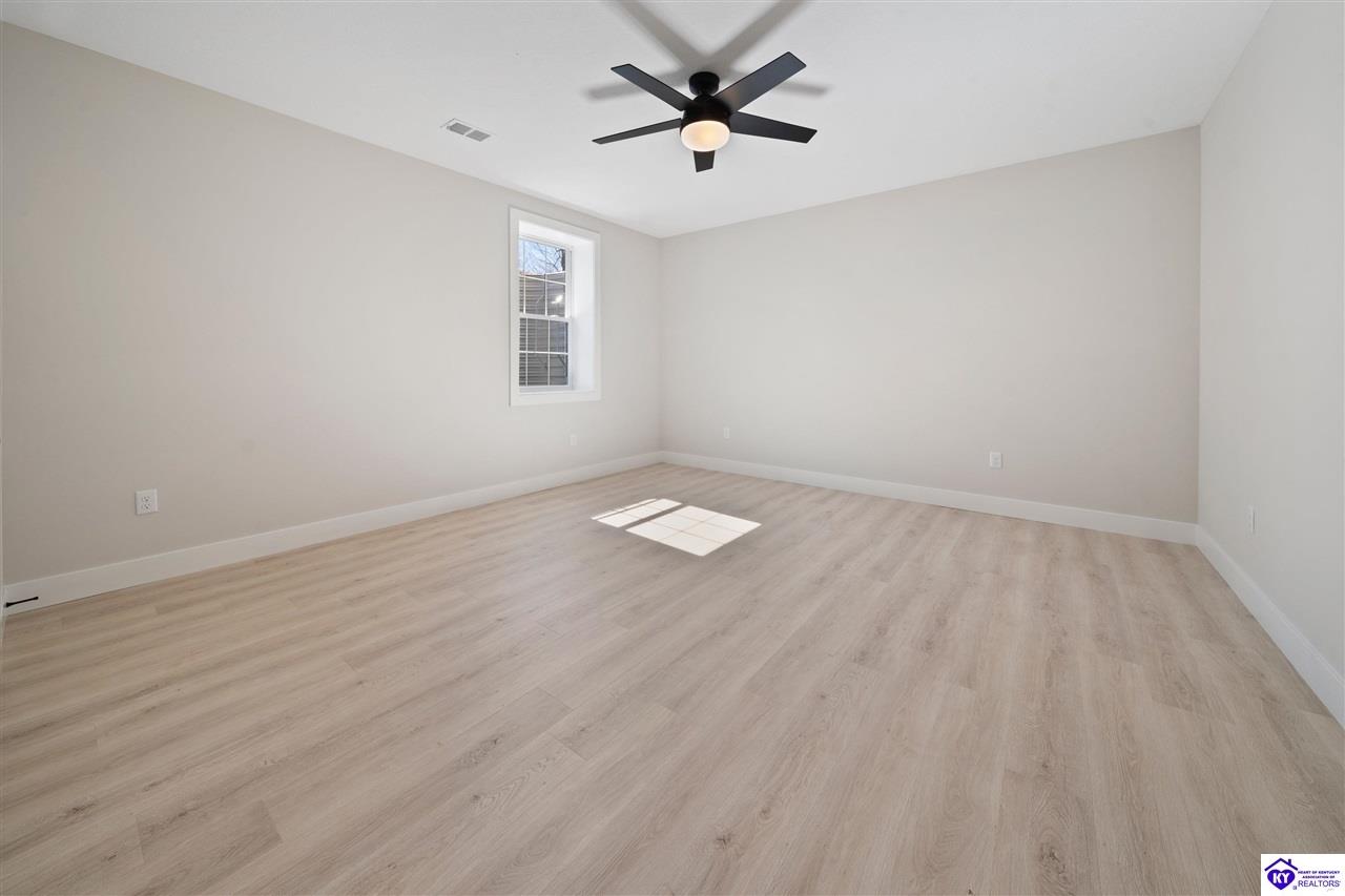 Listing Picture 125 Calumet Loop Elizabethtown, KY 42701 MLS HK25000333