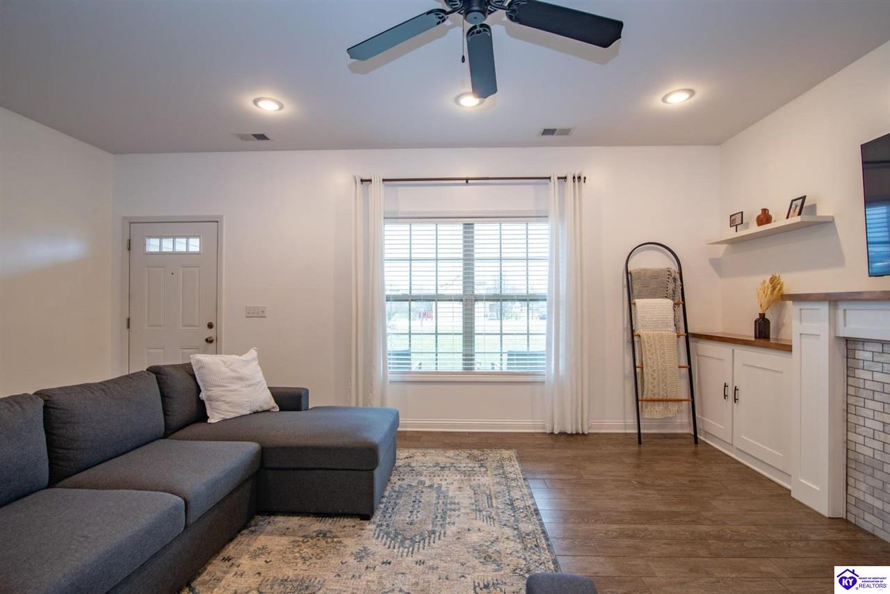 Listing Picture 3113 Deckard School Road Radcliff, KY 40160 MLS HK25000336