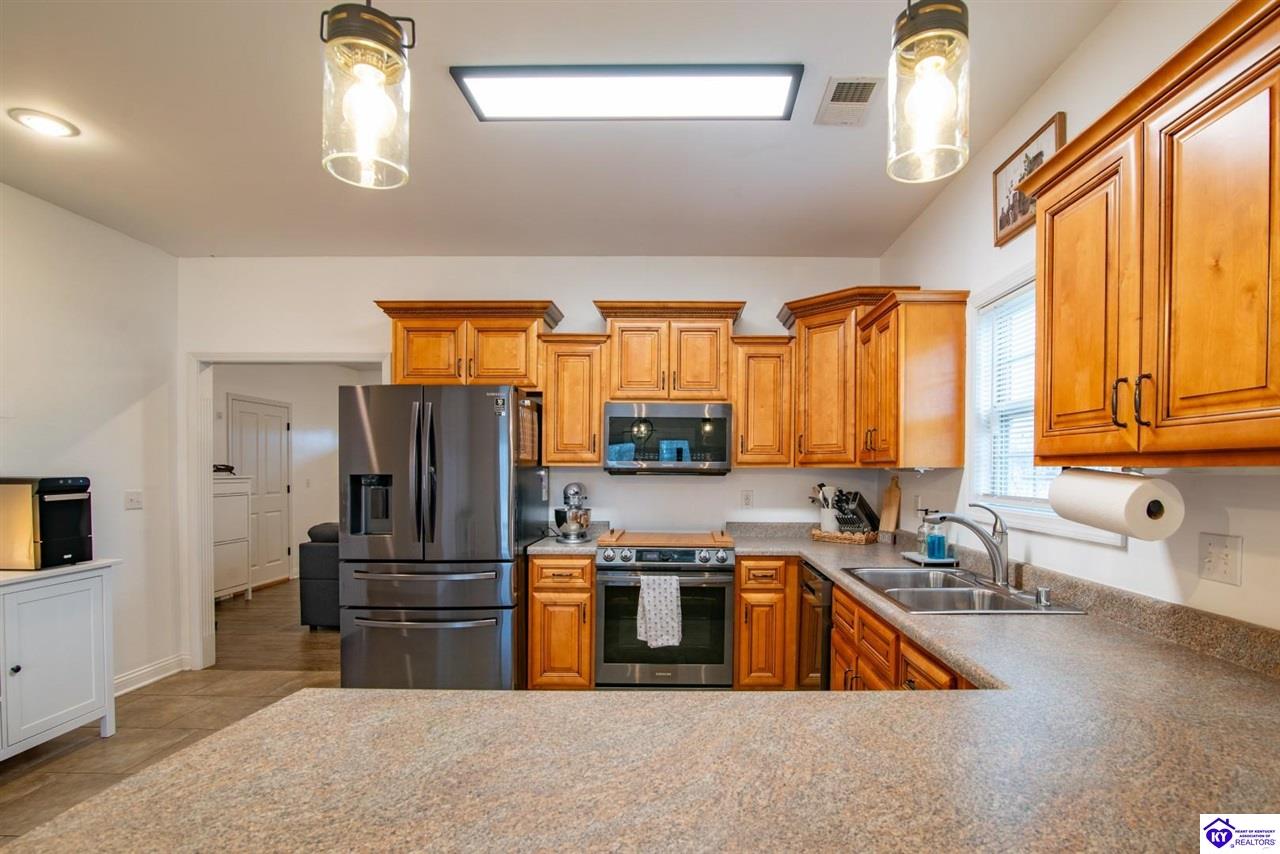 Listing Picture 3113 Deckard School Road Radcliff, KY 40160 MLS HK25000336