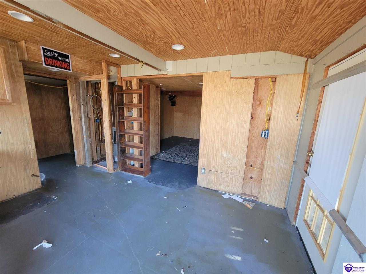 Listing Picture 1119 Elm Street West Point, KY 40177 MLS HK25000349