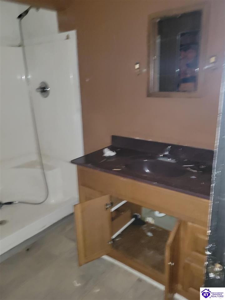 Listing Picture 1119 Elm Street West Point, KY 40177 MLS HK25000349