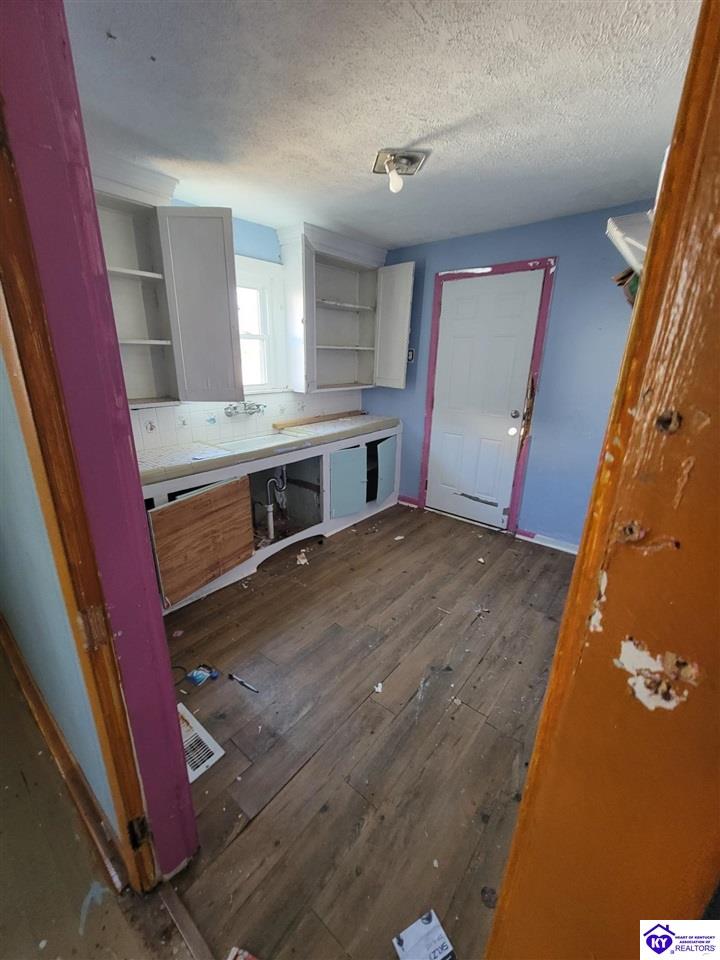 Listing Picture 1119 Elm Street West Point, KY 40177 MLS HK25000349