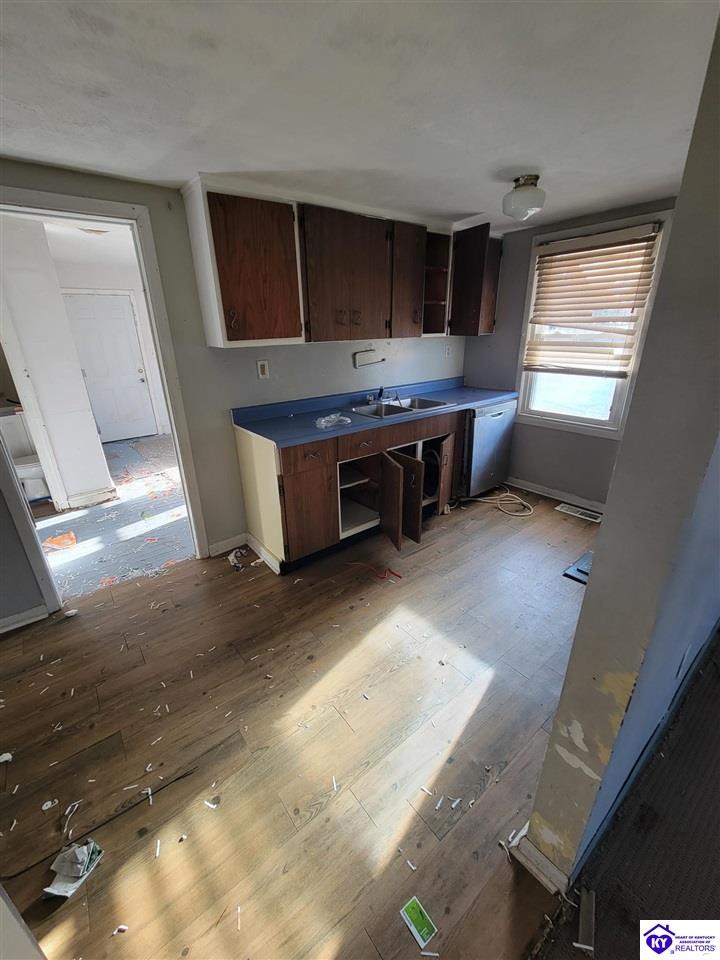 Listing Picture 1119 Elm Street West Point, KY 40177 MLS HK25000349