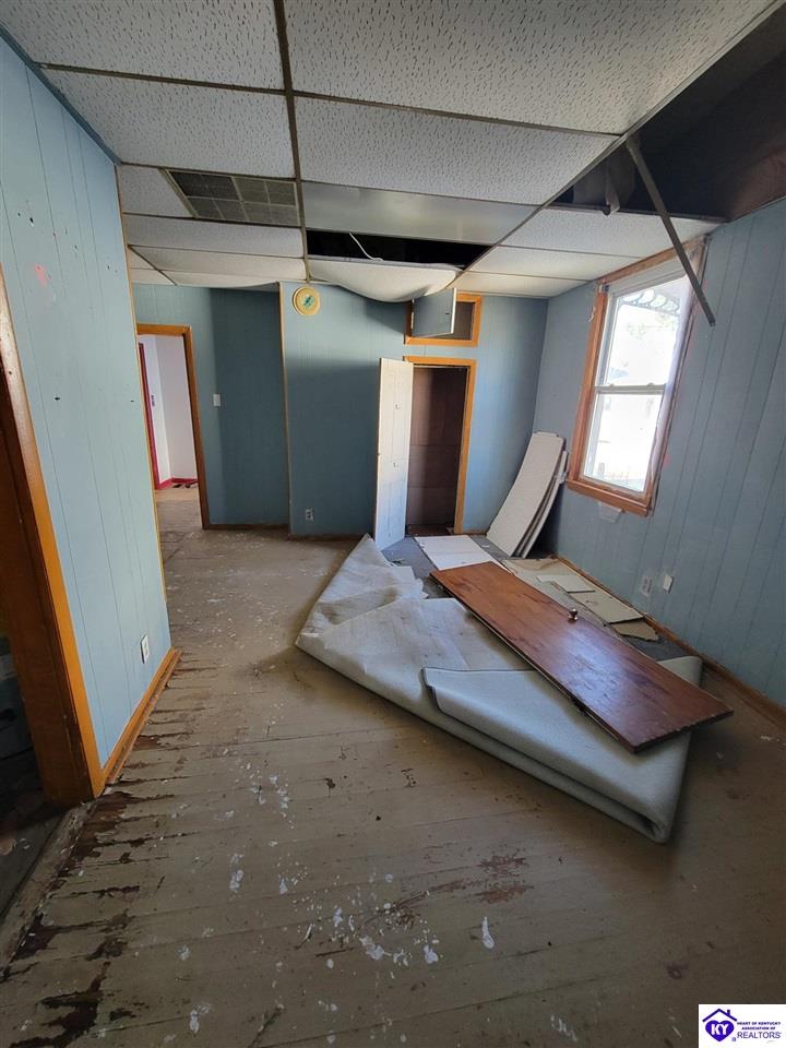 Listing Picture 1119 Elm Street West Point, KY 40177 MLS HK25000349