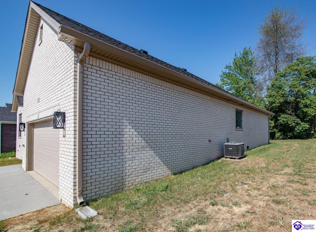 Listing Picture 209 Summit Creek Drive Elizabethtown, KY 42701 MLS HK25000358