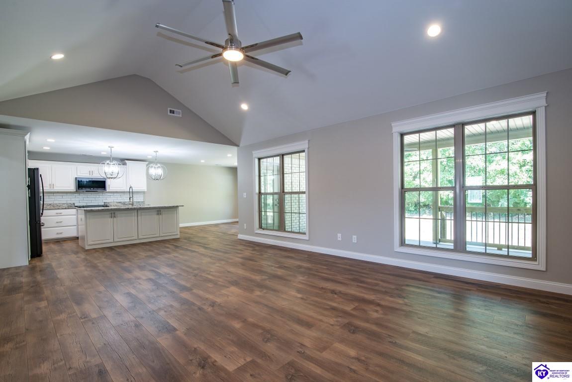 Listing Picture 209 Summit Creek Drive Elizabethtown, KY 42701 MLS HK25000358