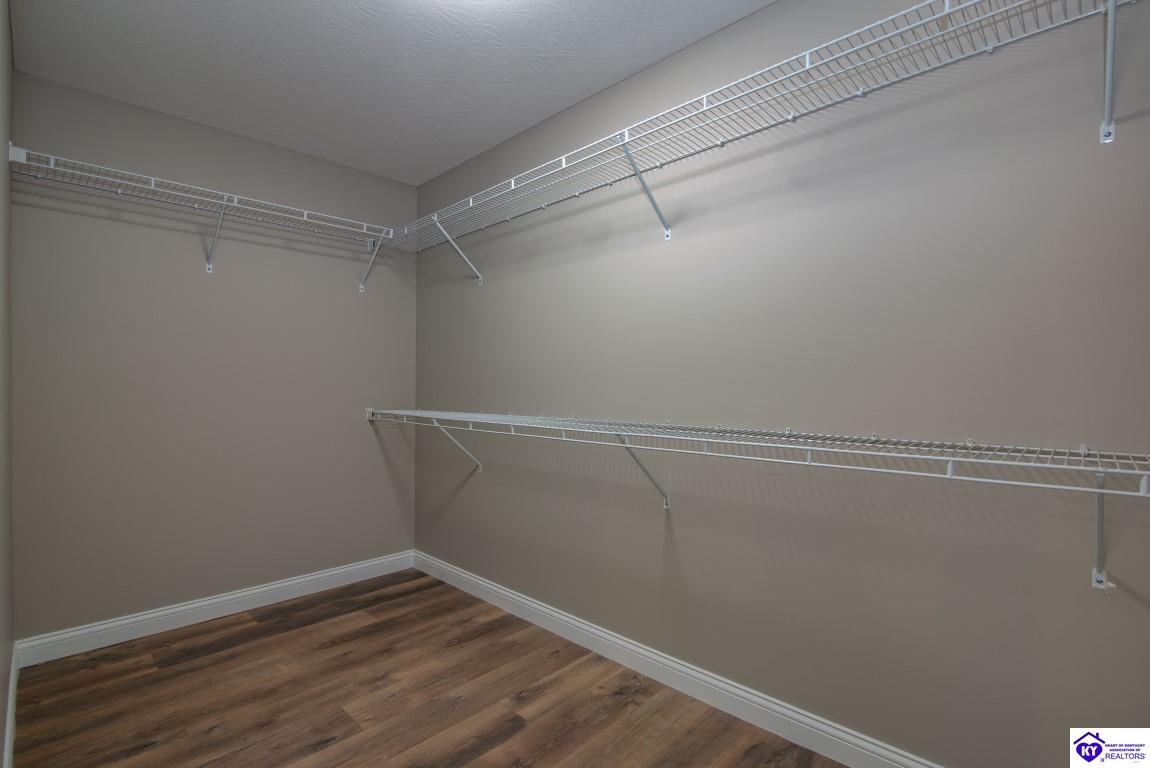 Listing Picture 209 Summit Creek Drive Elizabethtown, KY 42701 MLS HK25000358