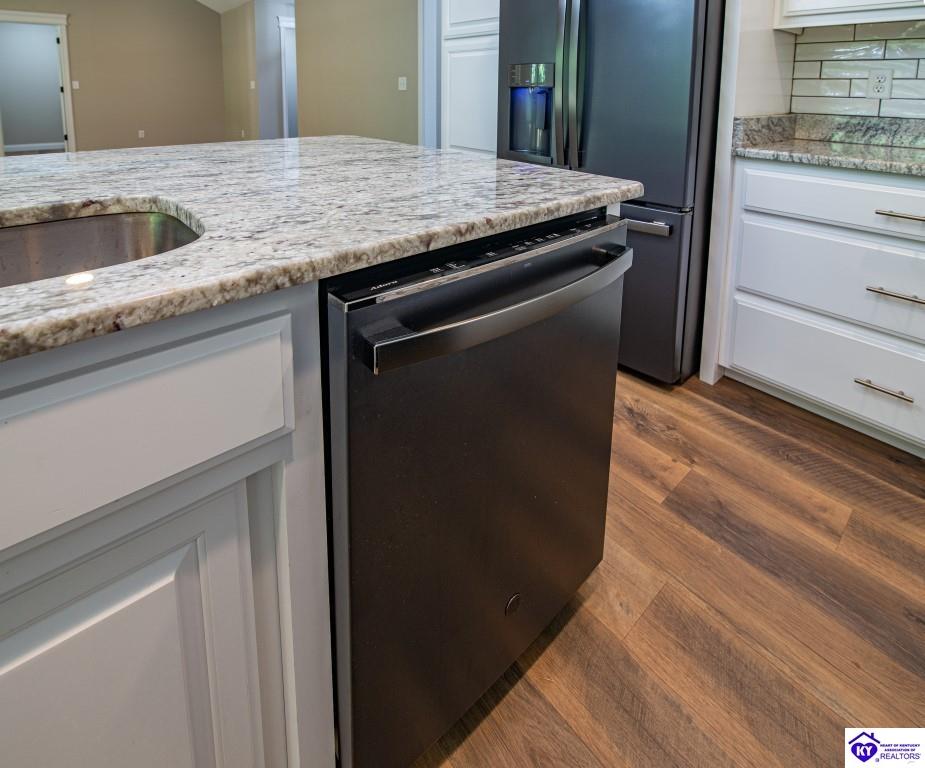 Listing Picture 209 Summit Creek Drive Elizabethtown, KY 42701 MLS HK25000358