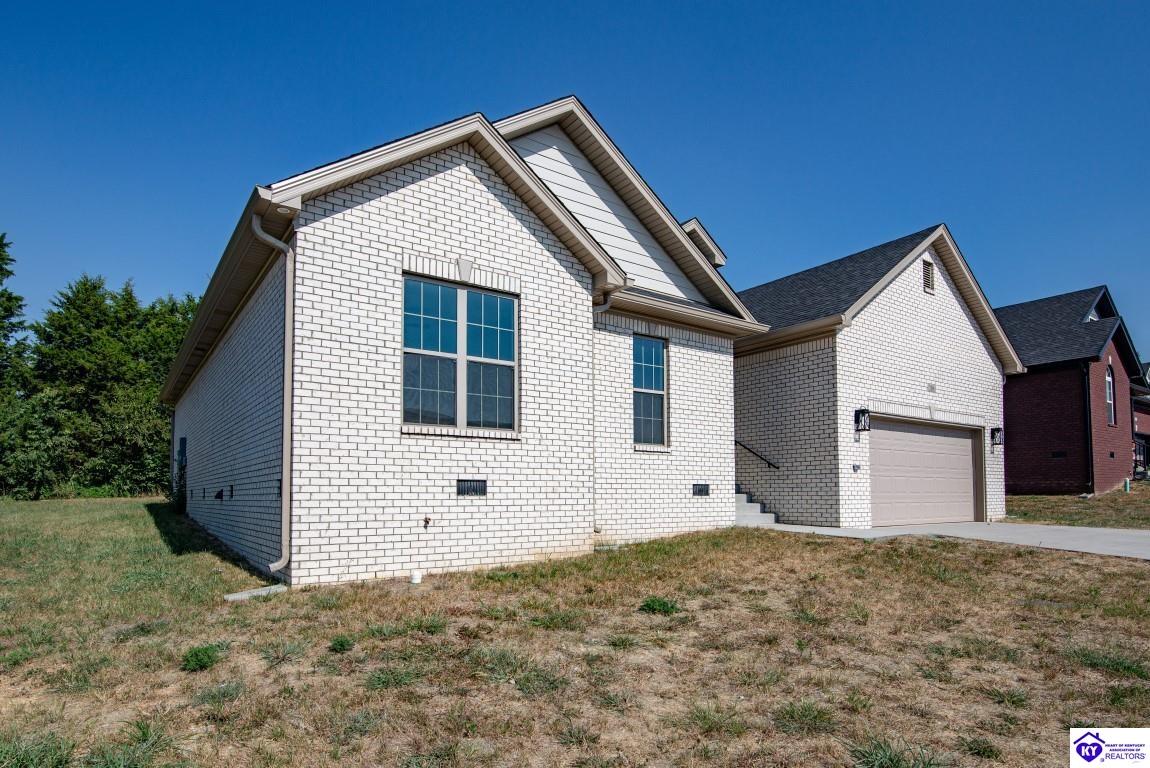 Listing Picture 209 Summit Creek Drive Elizabethtown, KY 42701 MLS HK25000358