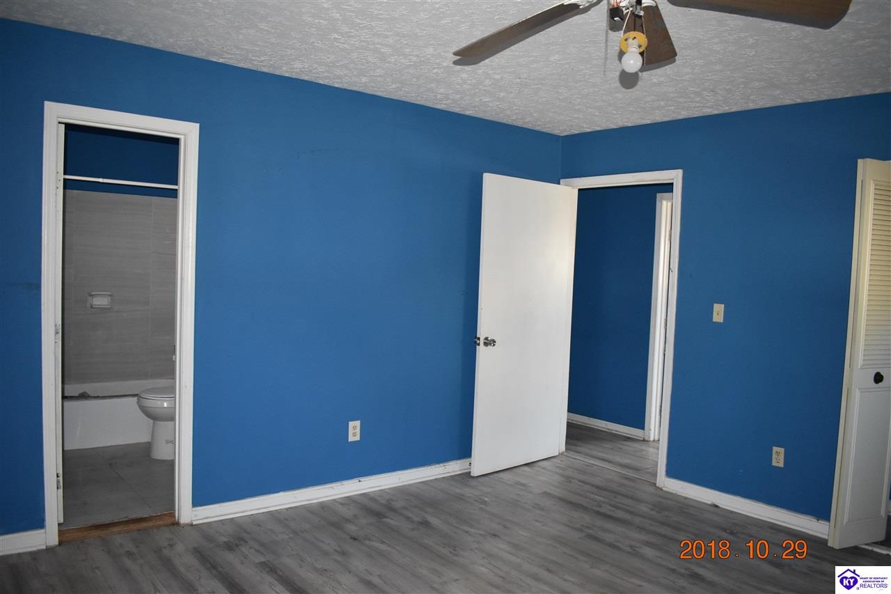 Listing Picture 119 Kentucky Circle Radcliff, KY 40160 MLS HK25000363