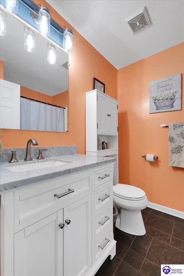 Listing Picture 103 Amy Court Elizabethtown, KY 42701 MLS HK25000375