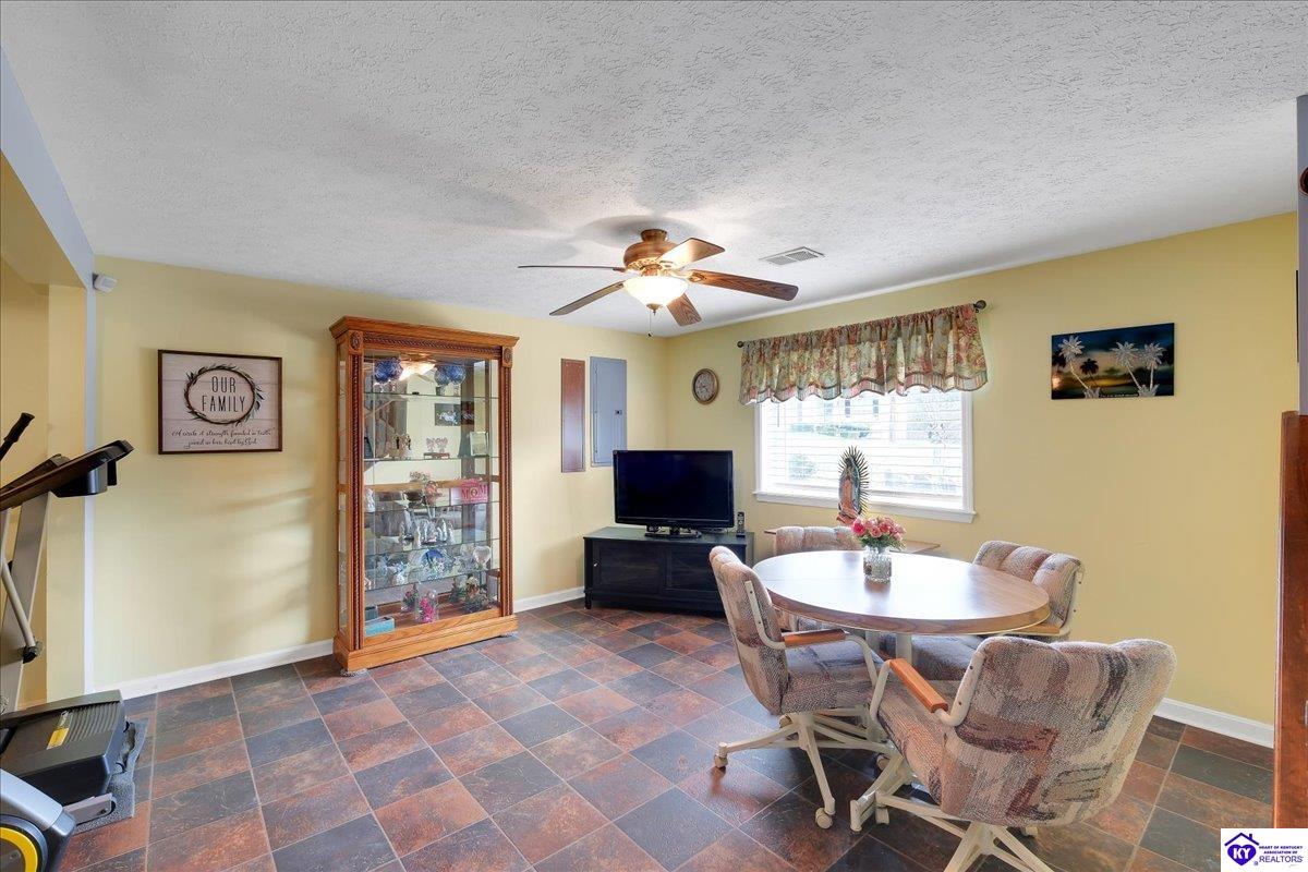 Listing Picture 103 Amy Court Elizabethtown, KY 42701 MLS HK25000375