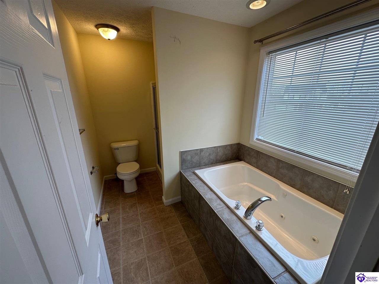 Listing Picture 132 Longsdale Court Radcliff, KY 40160 MLS HK25000377