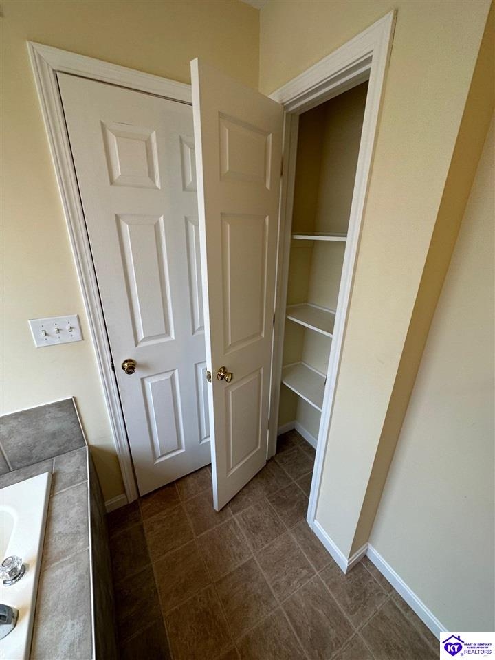 Listing Picture 132 Longsdale Court Radcliff, KY 40160 MLS HK25000377