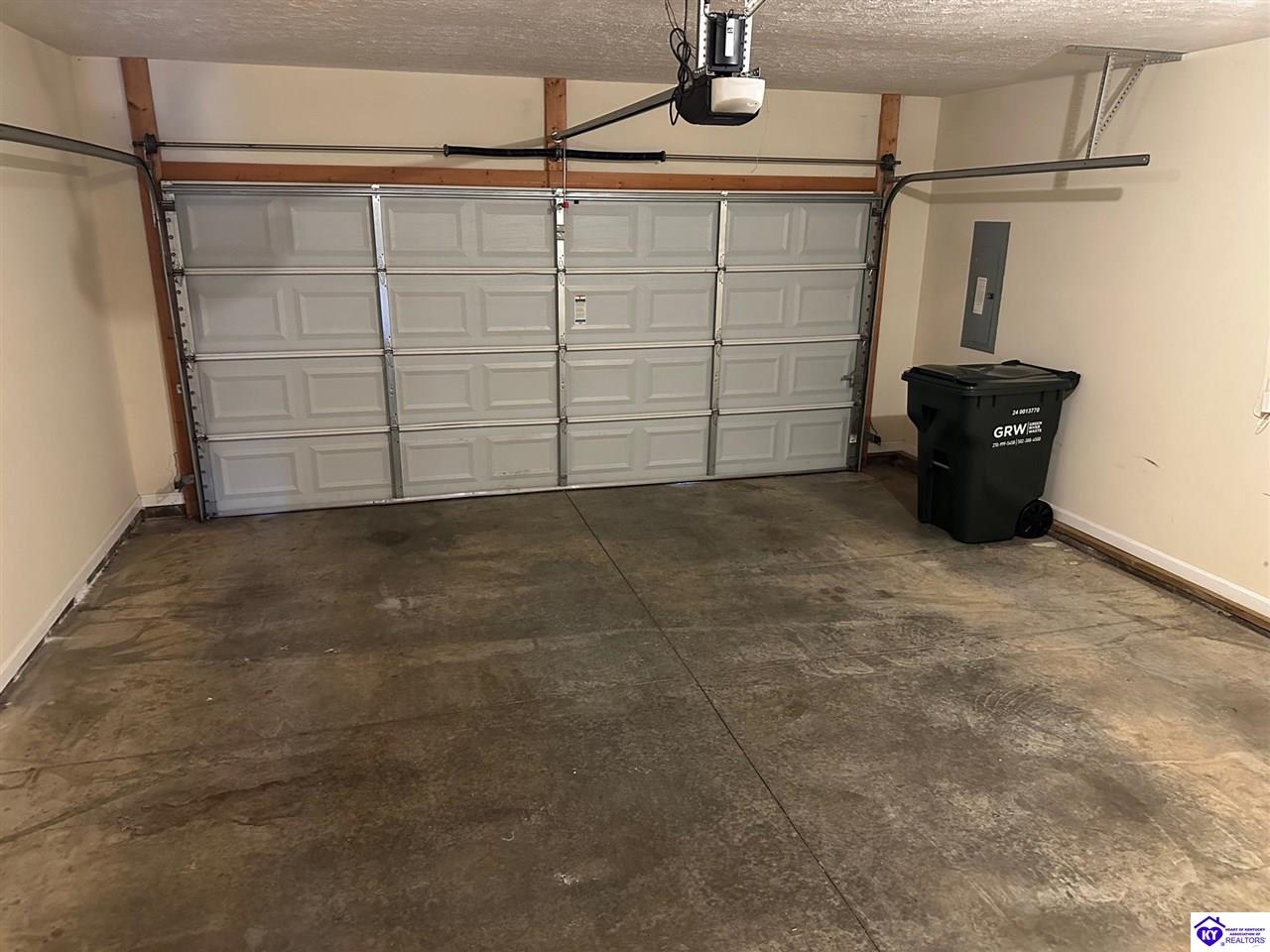 Listing Picture 132 Longsdale Court Radcliff, KY 40160 MLS HK25000377