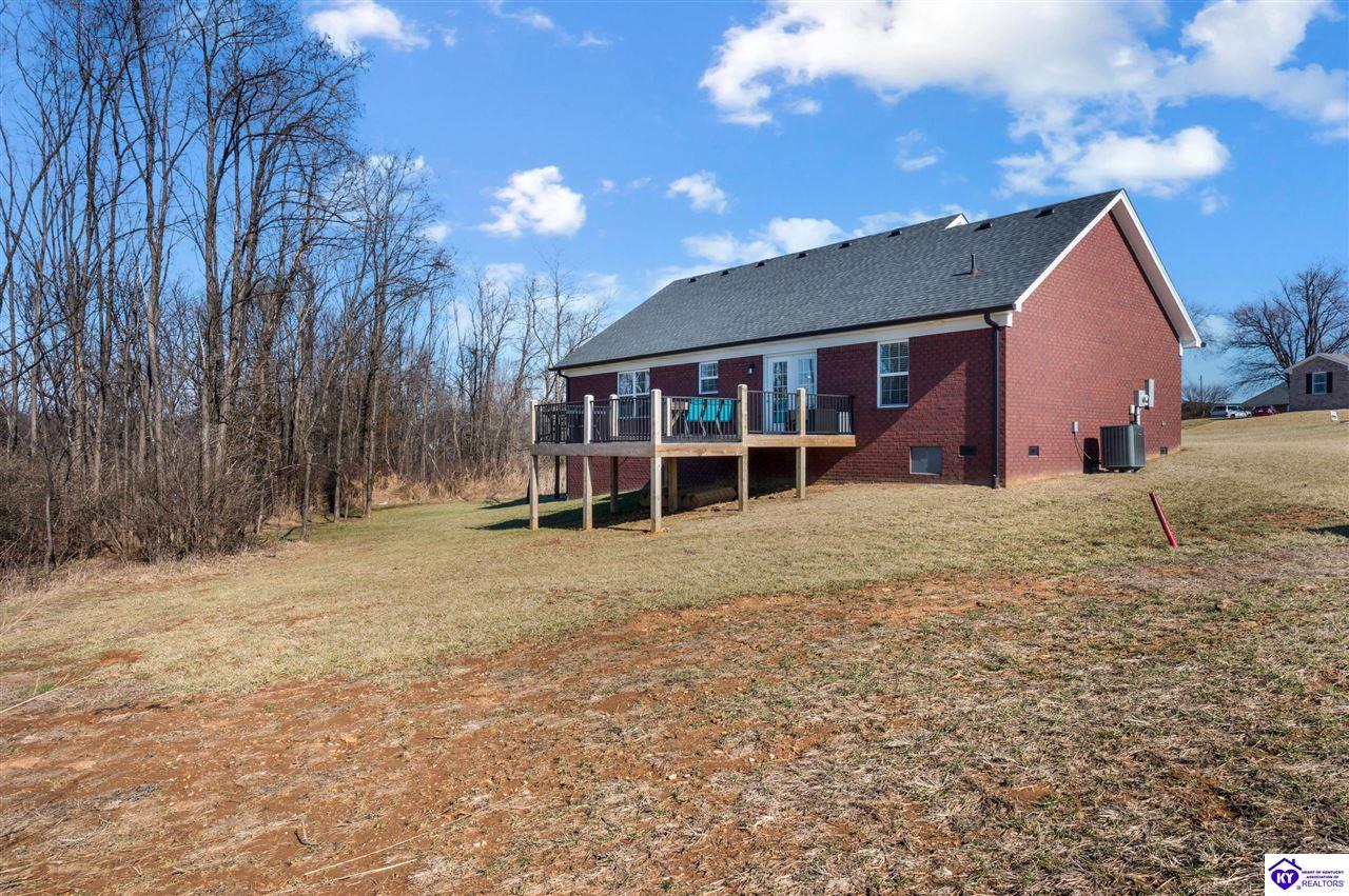 Listing Picture 315 Oak Hill Court Bardstown, KY 40004 MLS HK25000388