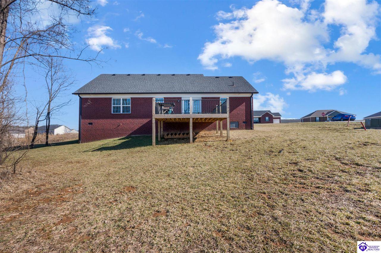 Listing Picture 315 Oak Hill Court Bardstown, KY 40004 MLS HK25000388