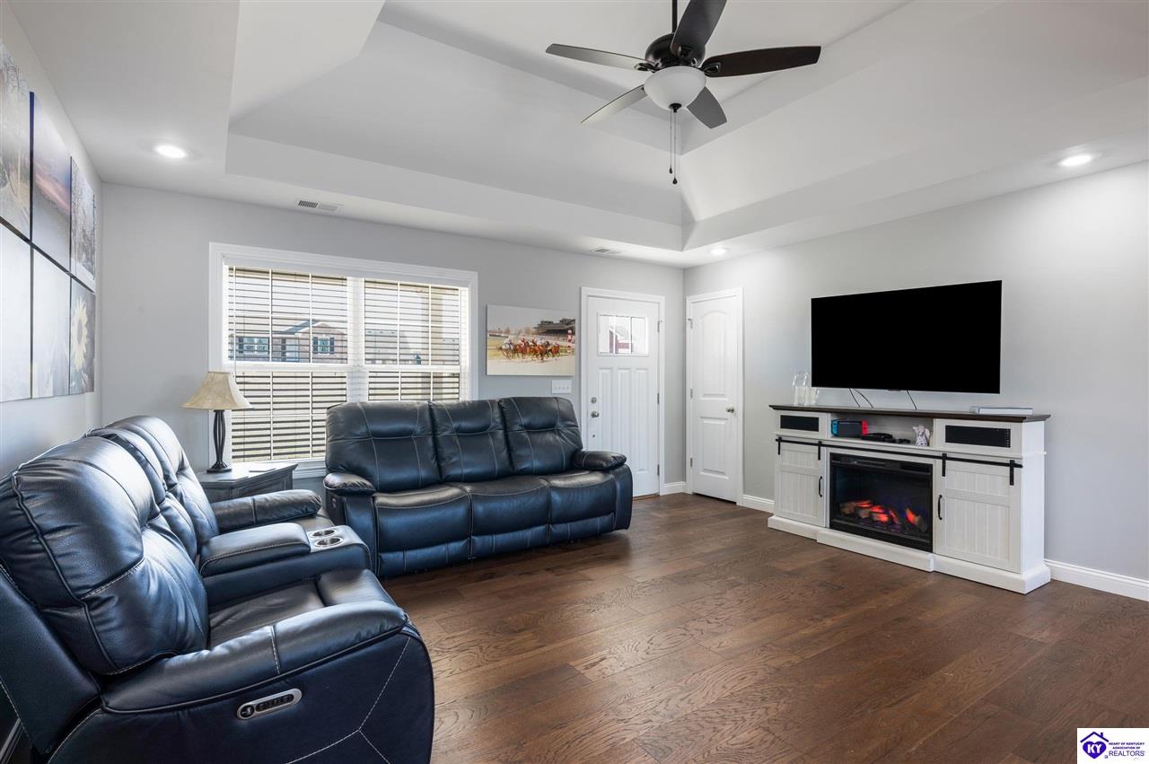 Listing Picture 315 Oak Hill Court Bardstown, KY 40004 MLS HK25000388