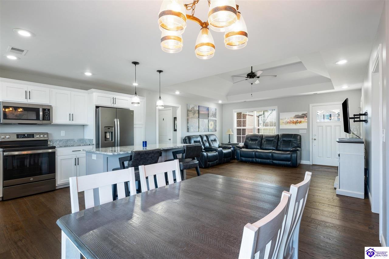 Listing Picture 315 Oak Hill Court Bardstown, KY 40004 MLS HK25000388