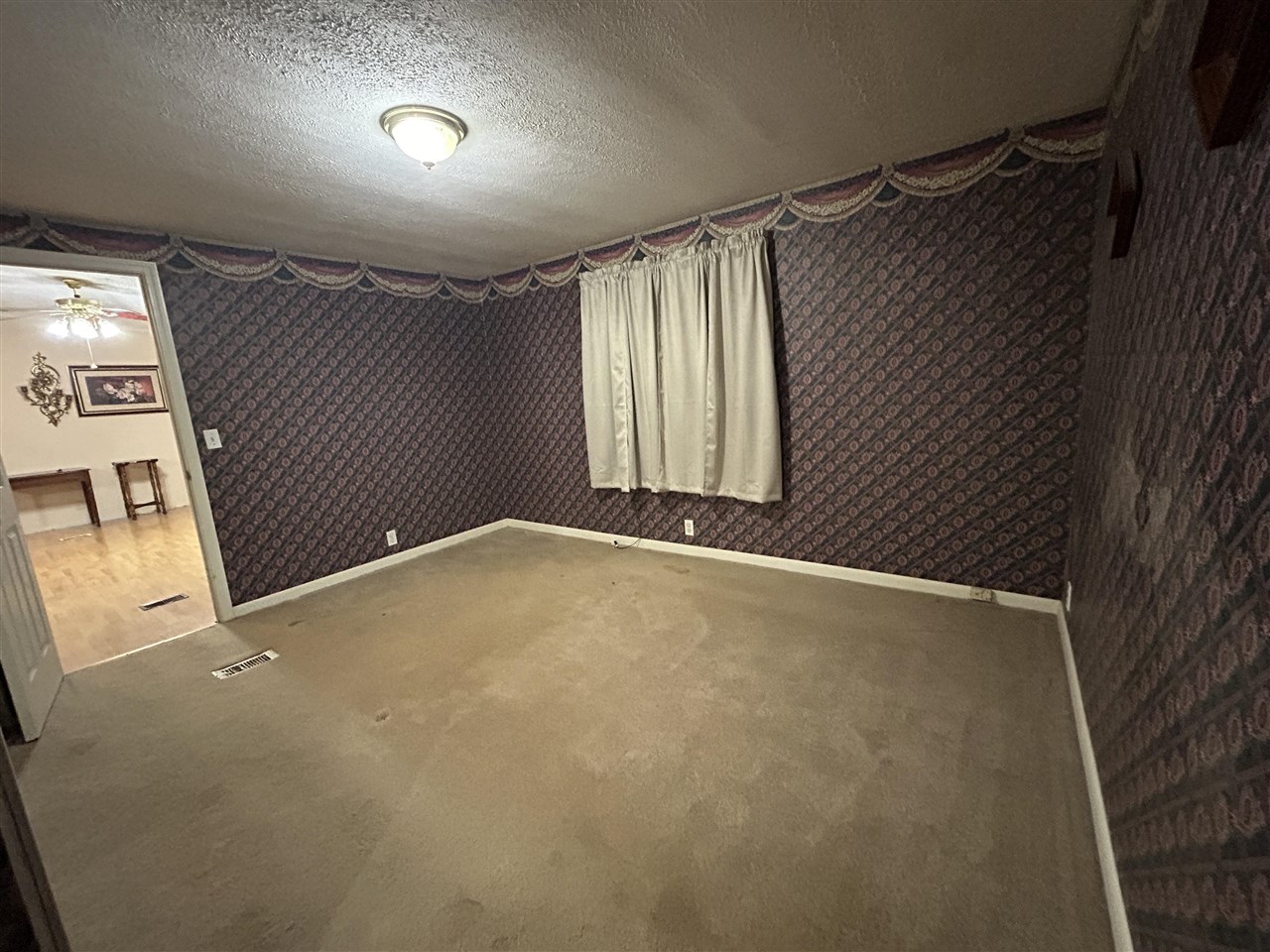 553 Lake Road