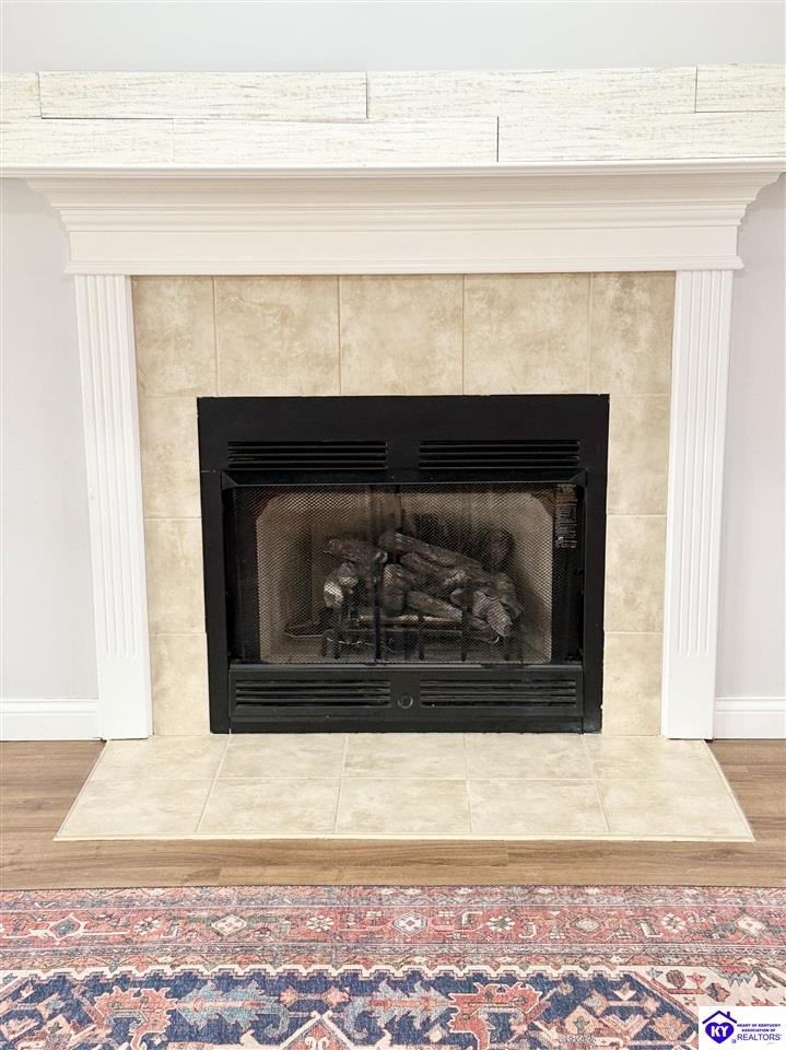 Listing Picture 2136 Crossfield Drive Elizabethtown, KY 42701 MLS HK25000438