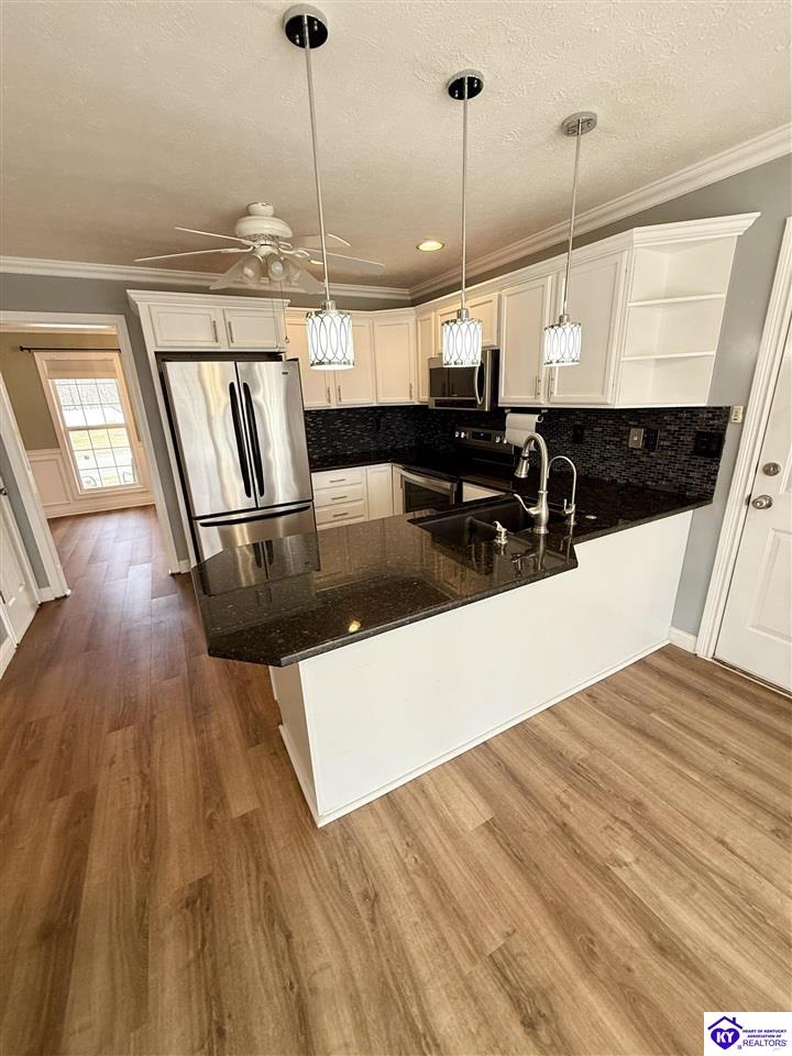 Listing Picture 2136 Crossfield Drive Elizabethtown, KY 42701 MLS HK25000438