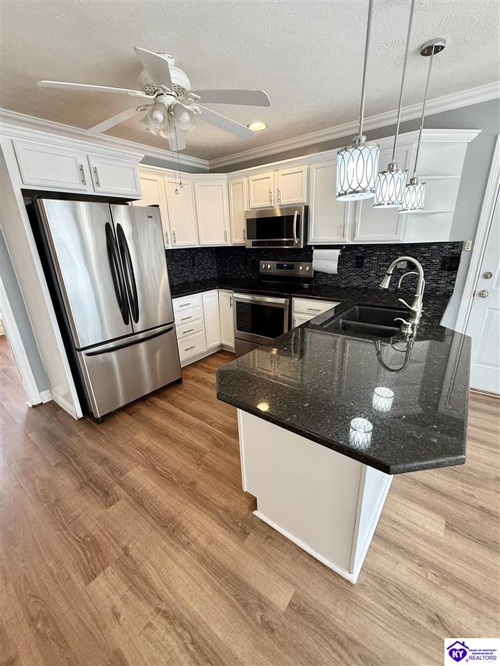 Listing Picture 2136 Crossfield Drive Elizabethtown, KY 42701 MLS HK25000438