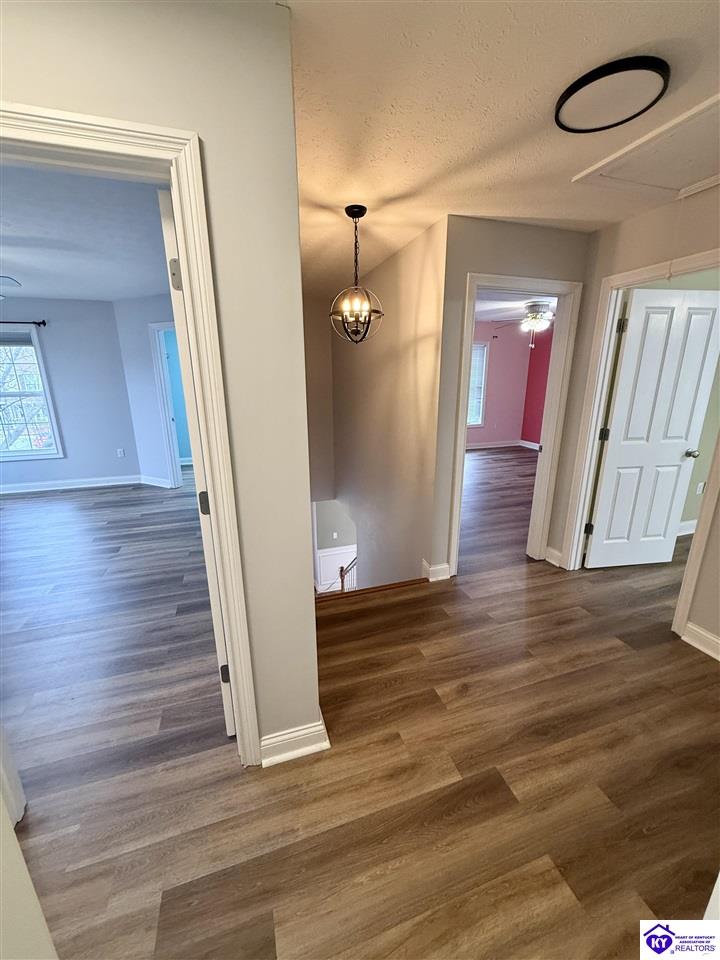 Listing Picture 2136 Crossfield Drive Elizabethtown, KY 42701 MLS HK25000438